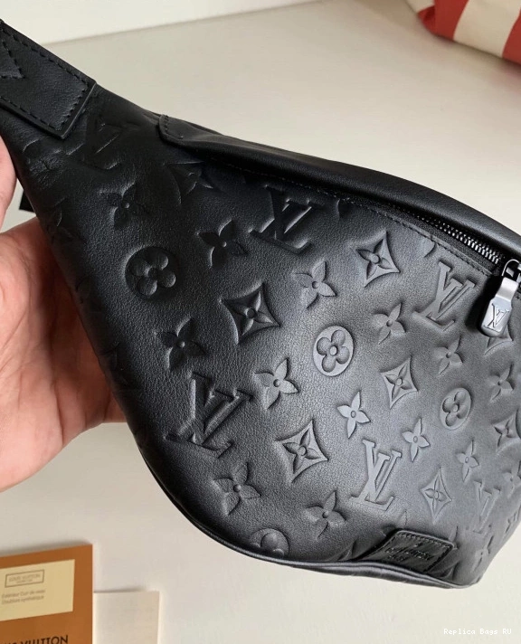 Cheap DISCOVERY BUMBAG LOUIS VUITTON 0820